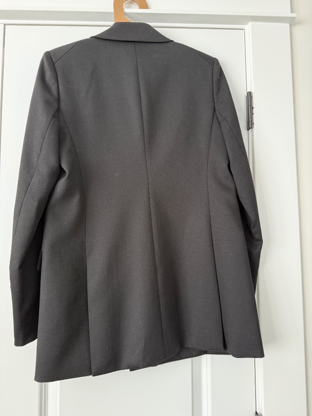 Veronica Beard Rhys Black Dickey Wool Blazer with Gold Buttons Sz 2 NWT $848 - Picture 8 of 11
